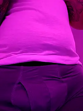 piscesguy17 online show from February 16, 8:11 pm