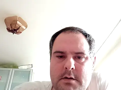 tididi1986 online show from October 31, 1:58 pm