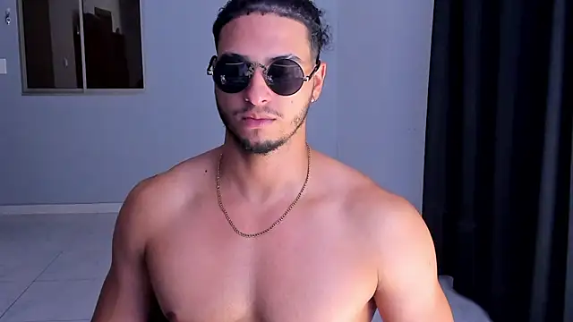 Kris Khalifa69 online show from March 8, 11:20 pm