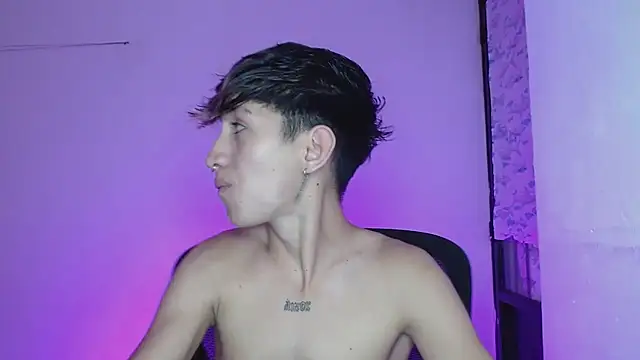 littlextreme online show from February 28, 5:59 am