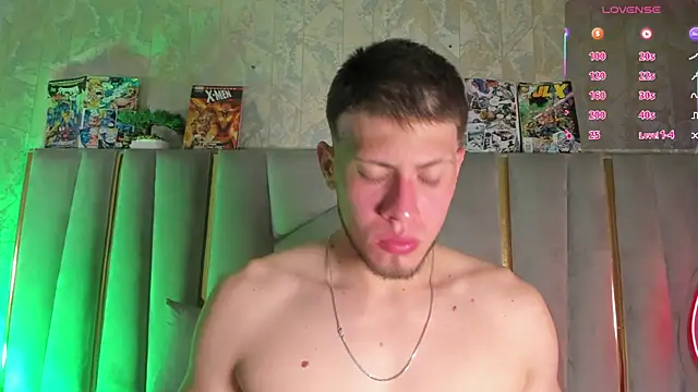 Snapshot of SebastianMaximoff chatting on September 26, 8:17 pm SebastianMaximoff online show from September 26, 8:17 pm