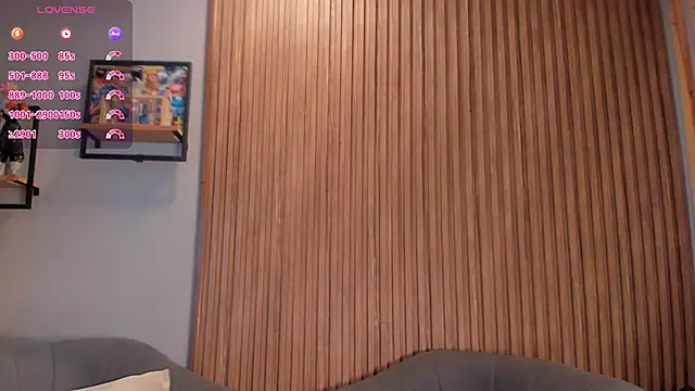 Snapshot of SebastianMaximoff chatting on December 10, 11:54 am SebastianMaximoff online show from December 10, 11:54 am