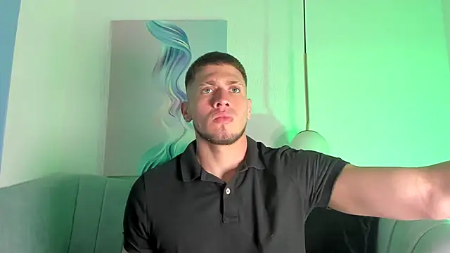 Snapshot of SebastianMaximoff chatting on September 30, 8:01 pm SebastianMaximoff online show from September 30, 8:01 pm