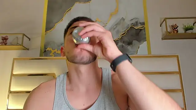 Snapshot of SebastianMaximoff chatting on January 31, 12:40 pm SebastianMaximoff online show from January 31, 12:40 pm