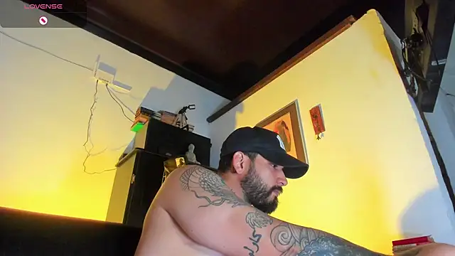 CamiloGray  online show from October 26, 3:47 pm