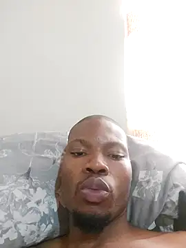 Snapshot of Malibongwe17 chatting on September 29, 10:13 am Malibongwe17 online show from September 29, 10:13 am