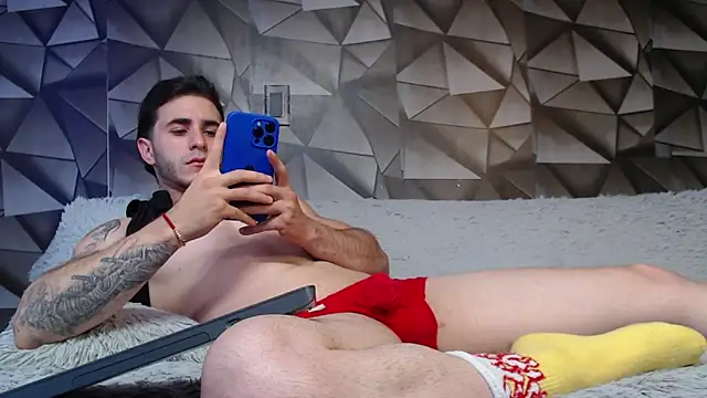 Latino stud4u online show from January 26, 12:58 am