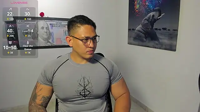 Colton Massif online show from November 18, 11:15 pm