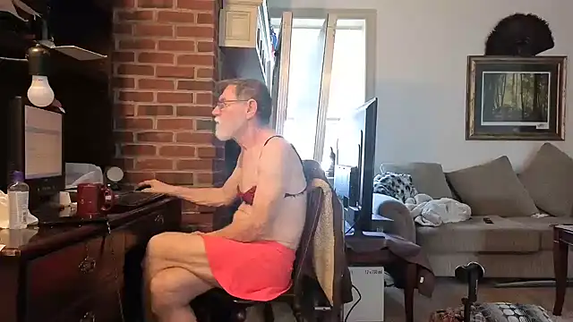 CDforU online show from December 19, 4:15 pm