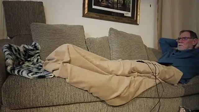 CDforU online show from February 21, 6:36 am