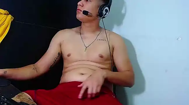 PhoenixGnz online show from March 1, 4:44 pm