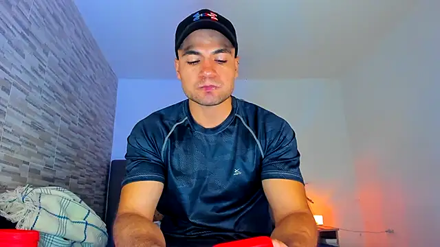 Snapshot of nicolas_herrera chatting on January 3, 1:16 am nicolas herrera online show from January 3, 1:16 am