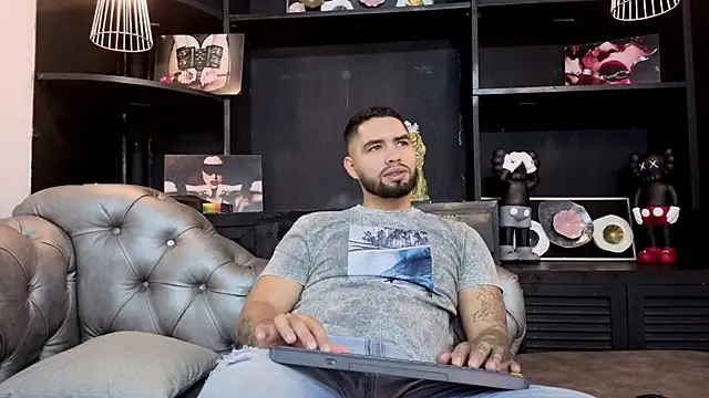 matteosantos online show from October 15, 12:02 pm