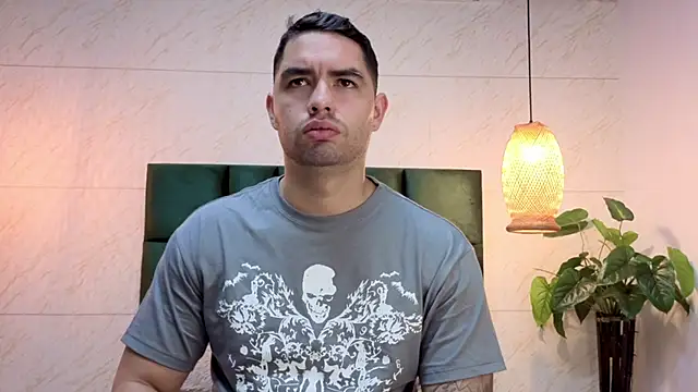 matteosantos online show from October 21, 11:57 am