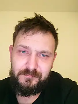 bartek1989209 online show from March 2, 8:38 pm