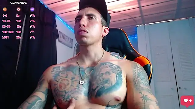 Adam Hudsond online show from October 31, 5:05 pm