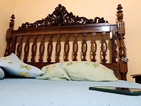 White rabbit  online show from February 13, 9:31 pm