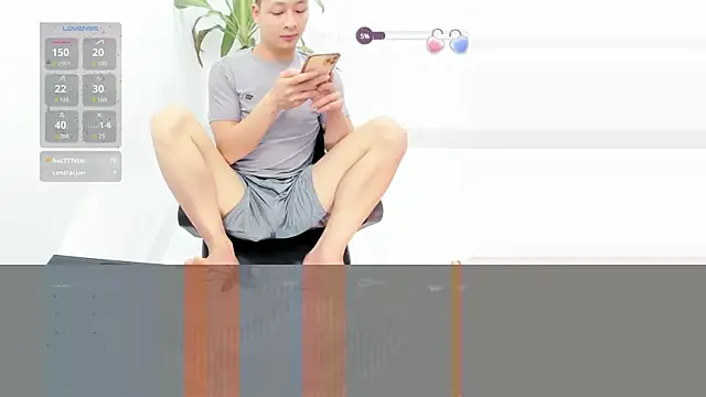 Snapshot of Naughty--asian chatting on February 4, 3:36 pm Naughty--asian online show from February 4, 3:36 pm