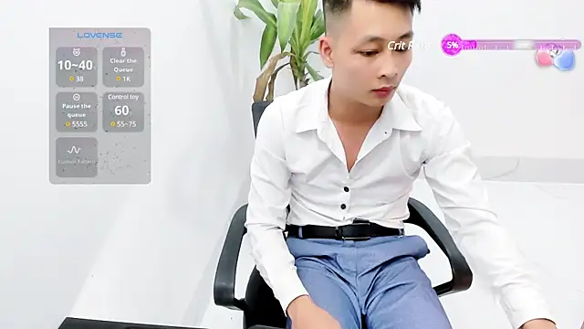 Snapshot of Naughty--asian chatting on January 23, 2:50 pm Naughty--asian online show from January 23, 2:50 pm