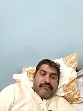 Snapshot of Amandev7 chatting on September 30, 6:44 pm Amandev7 online show from September 30, 6:44 pm