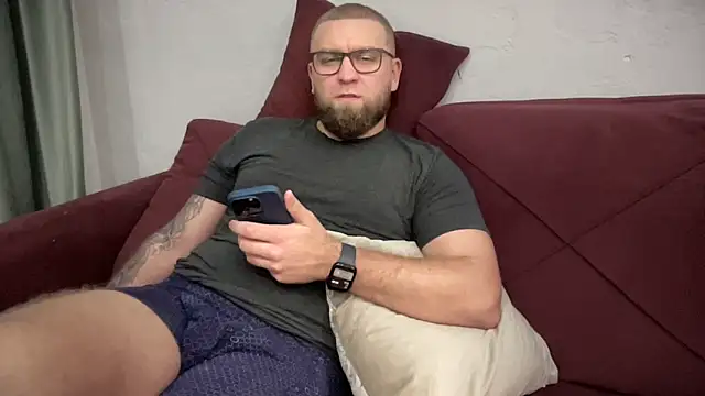 Snapshot of Bear_bear_ chatting on January 31, 5:53 pm Bear bear online show from January 31, 5:53 pm