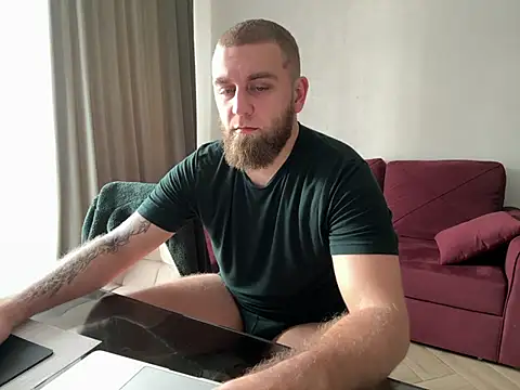 Snapshot of Bear_bear_ chatting on March 21, 7:11 am Bear bear online show from March 21, 7:11 am