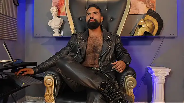 Snapshot of BeardAndrew chatting on January 22, 1:20 am BeardAndrew online show from January 22, 1:20 am