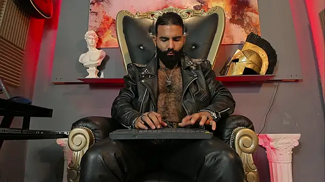 Snapshot of BeardAndrew chatting on February 21, 1:33 am BeardAndrew online show from February 21, 1:33 am