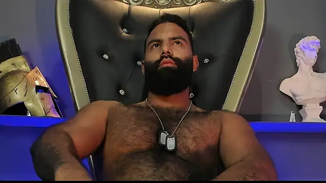 Snapshot of BeardAndrew chatting on October 3, 6:18 am BeardAndrew online show from October 3, 6:18 am