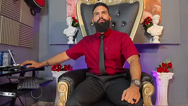 Snapshot of BeardAndrew chatting on December 5, 4:53 am BeardAndrew online show from December 5, 4:53 am