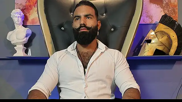 Snapshot of BeardAndrew chatting on March 5, 1:10 am BeardAndrew online show from March 5, 1:10 am