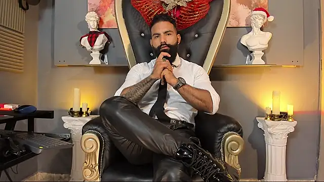 Snapshot of BeardAndrew chatting on December 20, 1:14 am BeardAndrew online show from December 20, 1:14 am