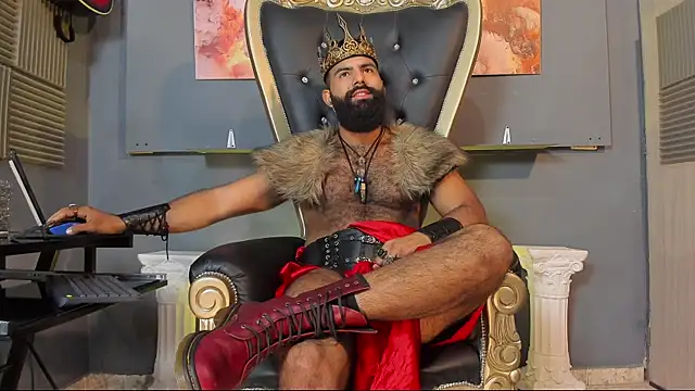Snapshot of BeardAndrew chatting on December 14, 2:34 am BeardAndrew online show from December 14, 2:34 am