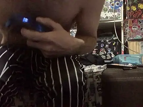 DAdrizzleman4187 online show from February 12, 9:31 am