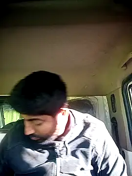 Snapshot of Driver-naru chatting on March 18, 1:24 am Driver-naru online show from March 18, 1:24 am