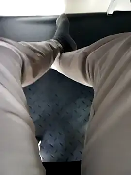 robinsan1010 online show from March 10, 5:54 am