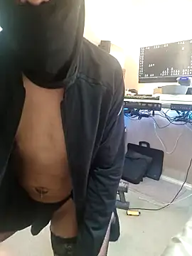 AmGuy23 online show from October 16, 2:19 am