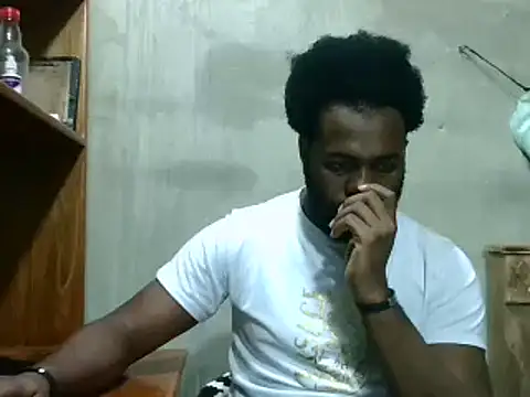 Snapshot of 2ocmaxi chatting on January 9, 2:33 am 2ocmaxi online show from January 9, 2:33 am