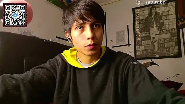 Snapshot of seraph1n chatting on December 7, 8:44 am seraph1n online show from December 7, 8:44 am