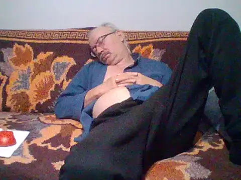 cumloverboyxx69 online show from February 5, 11:28 pm