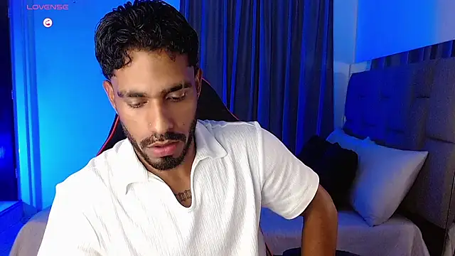 Snapshot of Christian_thor chatting on October 1, 5:33 am Christian thor online show from October 1, 5:33 am