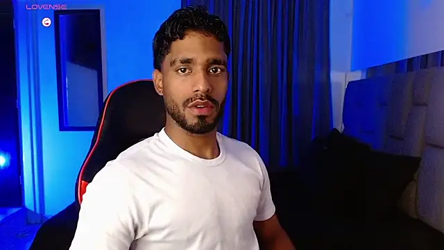 Snapshot of Christian_thor chatting on September 11, 8:24 am Christian thor online show from September 11, 8:24 am
