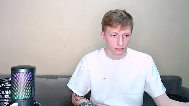 juliaanddima online show from February 9, 11:09 pm