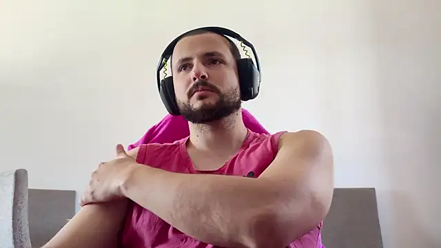 iurytx online show from November 19, 3:12 pm