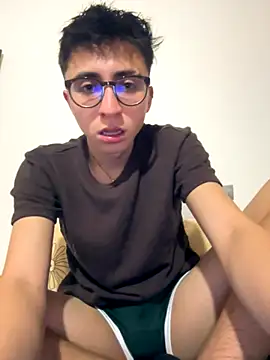 CamiRojas boy online show from October 13, 4:07 am