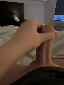 ycumforyou online show from December 18, 7:36 am