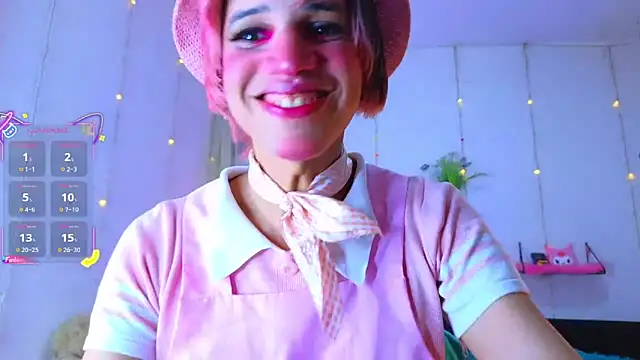 Snapshot of Ariel_Femboy_ chatting on October 7, 4:38 am Ariel Femboy online show from October 7, 4:38 am