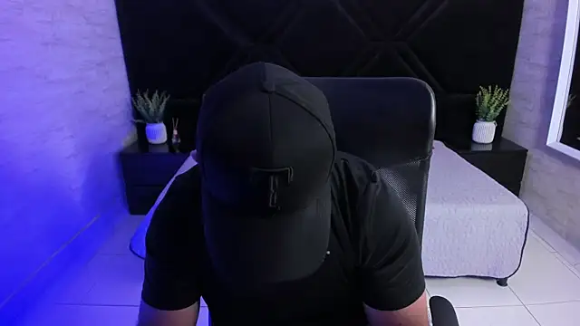 jhon bear03 online show from July 13, 11:34 am