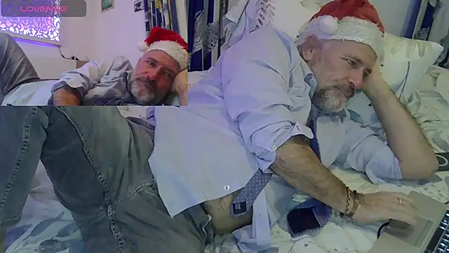 DaddybearVLC online show from December 26, 8:11 pm