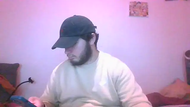 Snapshot of -Zerax- chatting on February 24, 10:25 pm -Zerax- online show from February 24, 10:25 pm